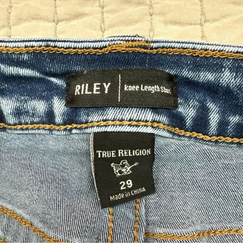 True Religion Riley Shorts - Picture 4 of 10